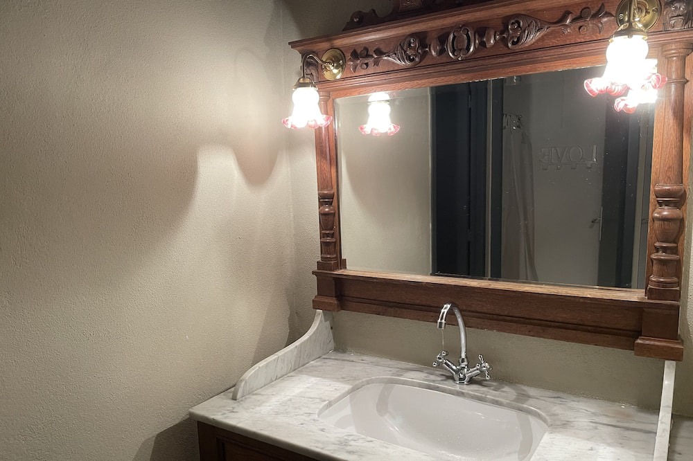 Photo of Bathroom in Saint-Urcize