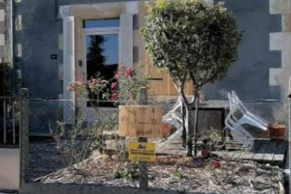 Photo of Outdoor in Dompierre-sur-Nievre