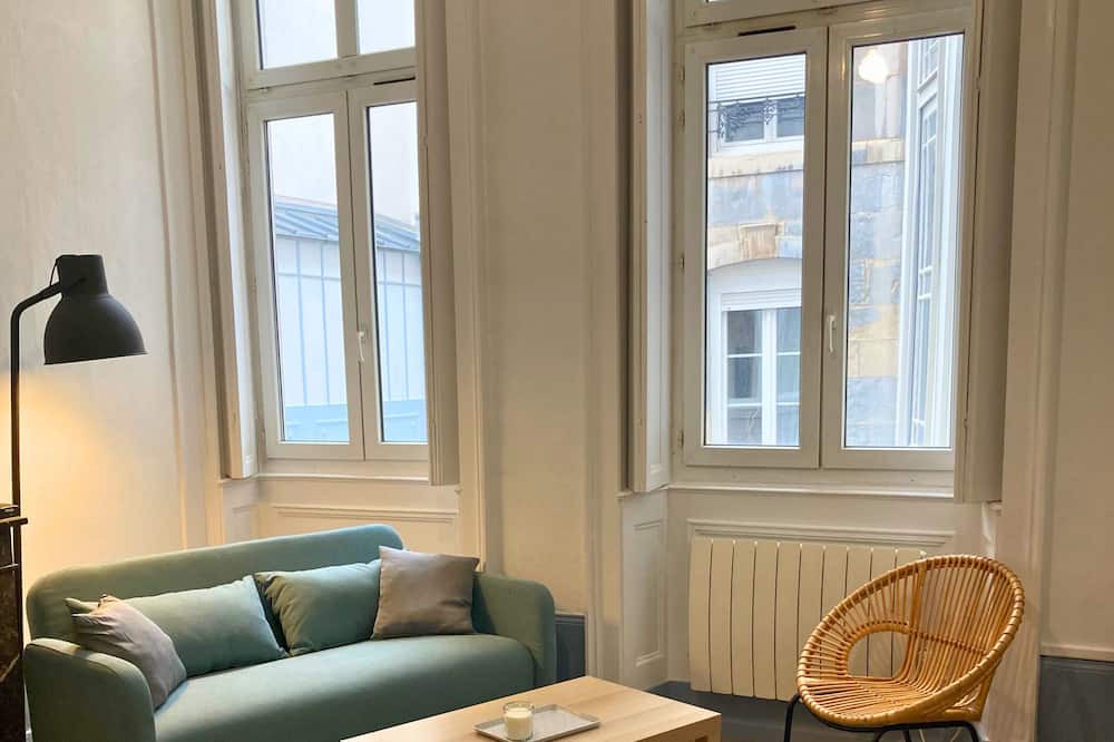 Photo of Livingroom in Besancon Old Town