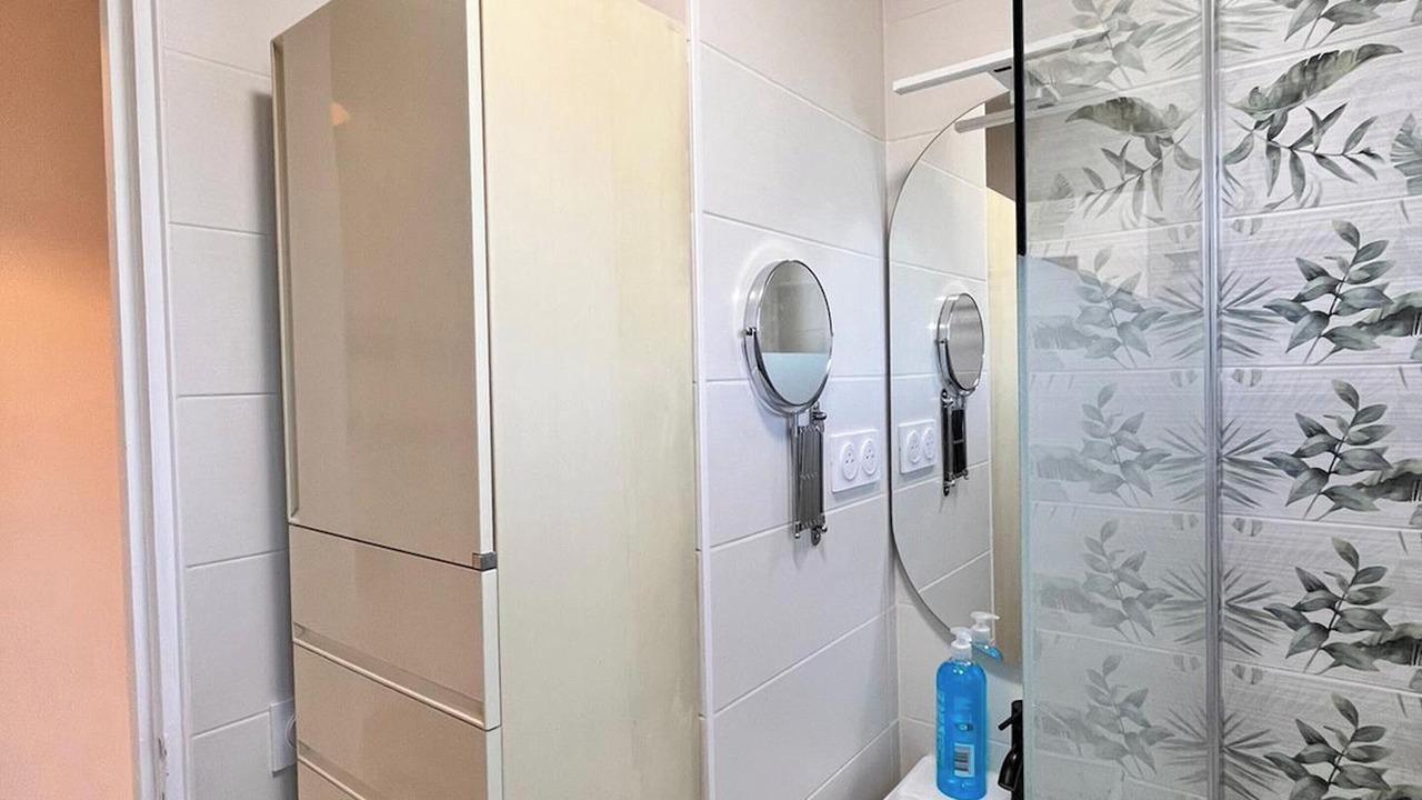 Photo of Bathroom in Villejuif