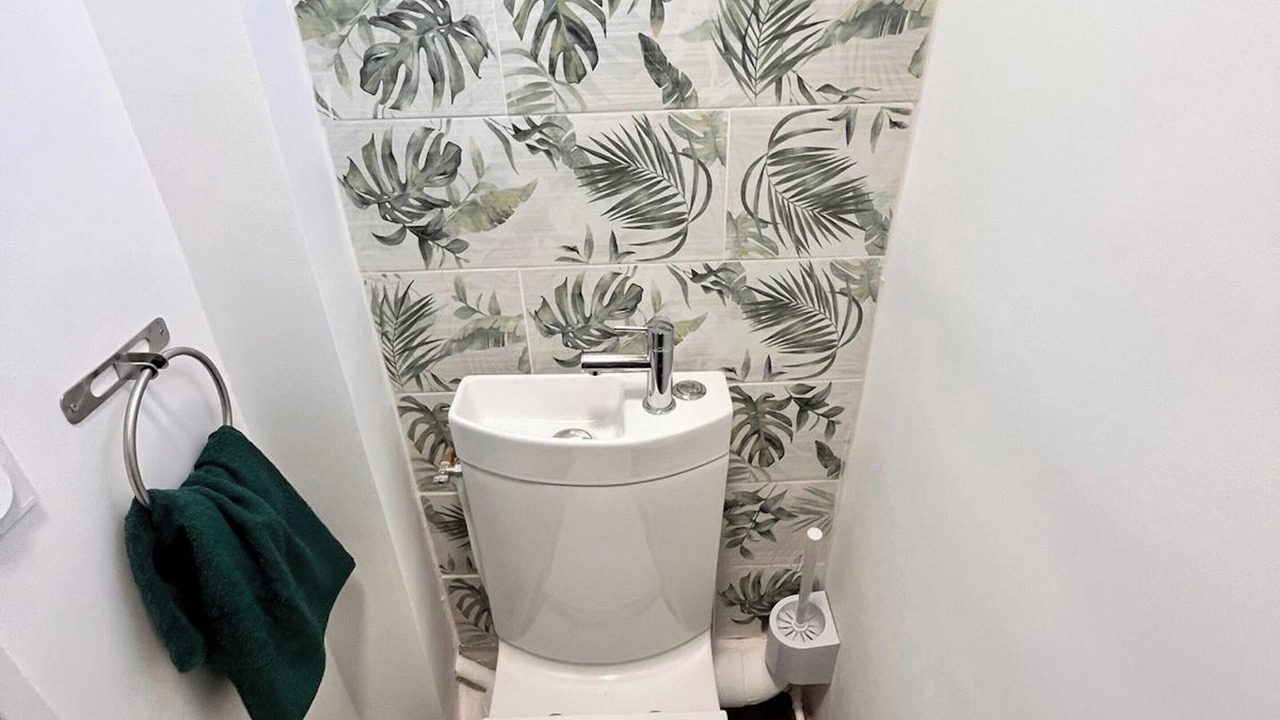 Photo of Bathroom in Villejuif