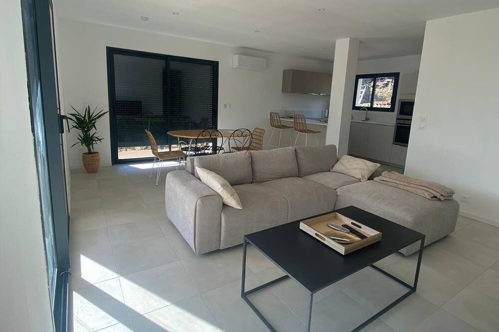 Photo of Livingroom in Mauves