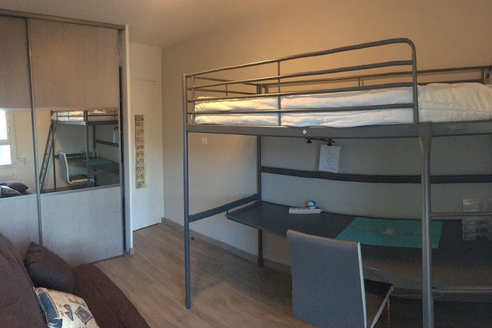Photo of Bedroom in Meylan