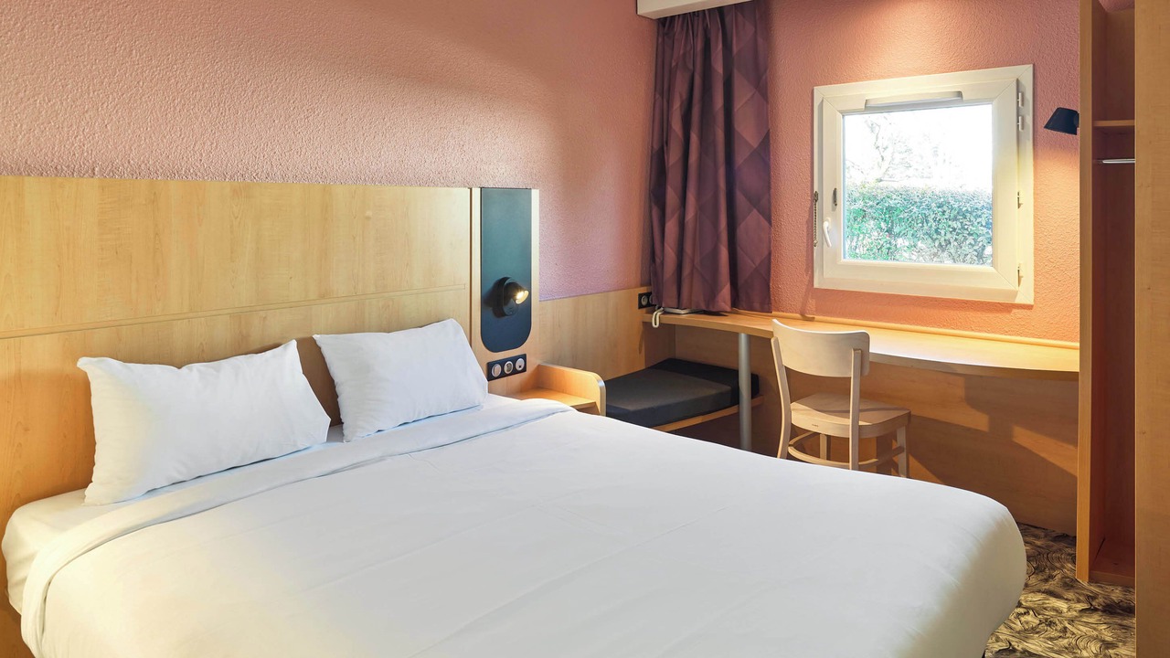Photo of Bedroom in Rungis