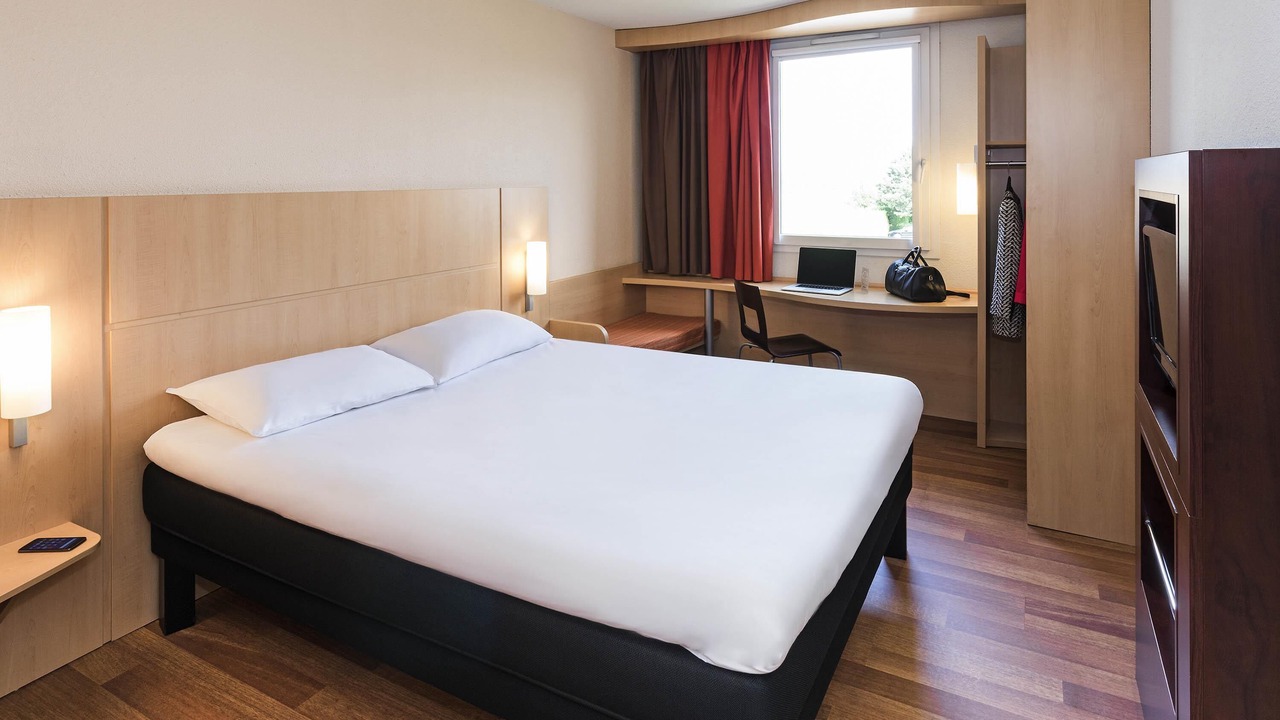 Photo of Bedroom in Montbeliard