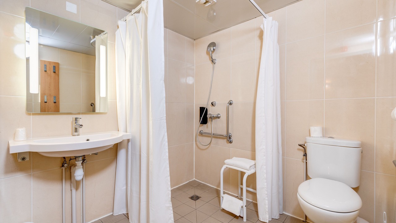 Photo of Bathroom in Rungis