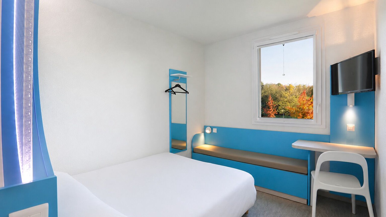 Photo of Bedroom in Villejust