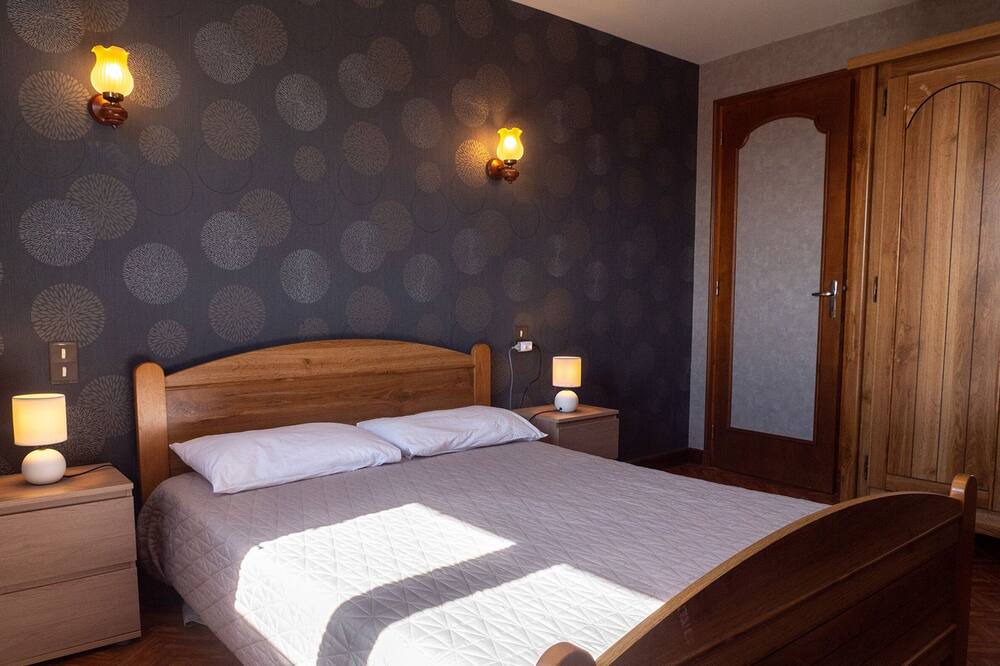 Photo of Bedroom in Campuac