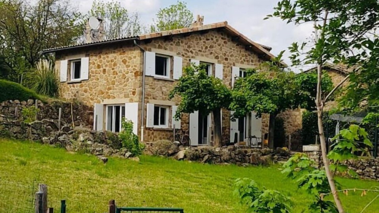 Photo of Outdoor in Colombier-le-Vieux