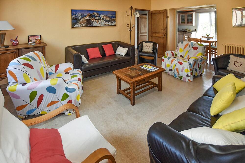 Photo of Bedroom in Taulignan