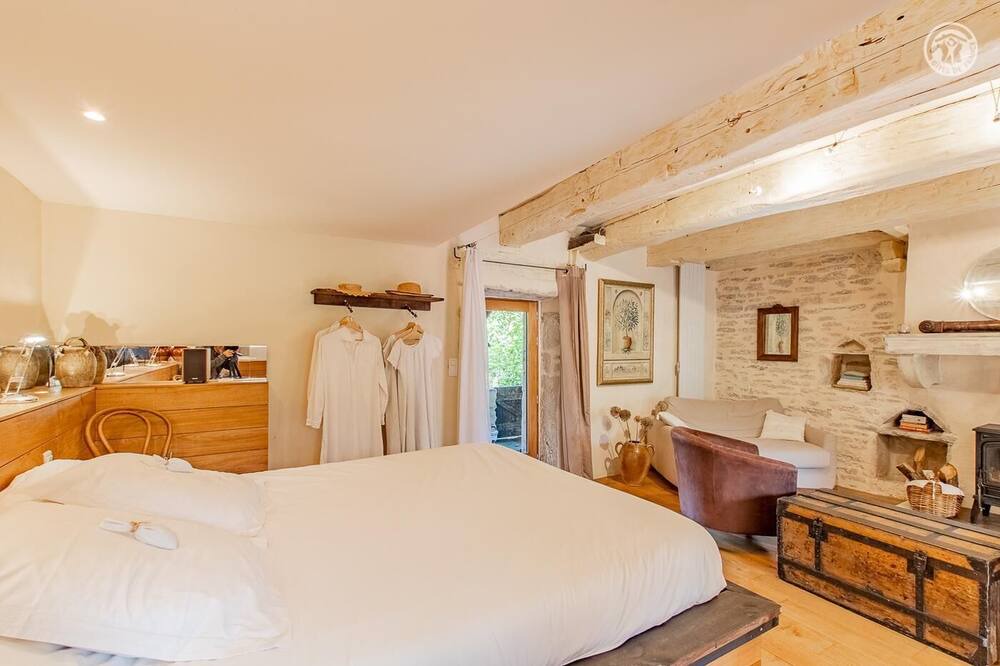 Photo of Bedroom in Blanot