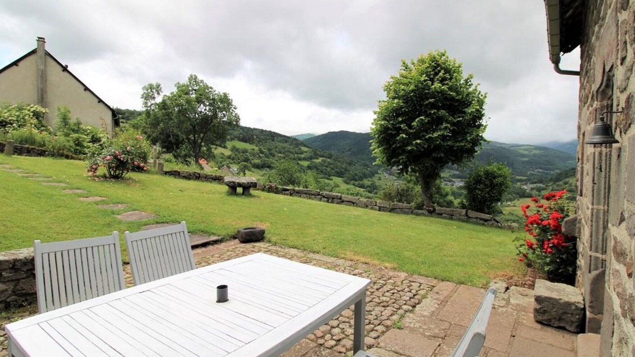 Photo of Outdoor in Albepierre-Bredons