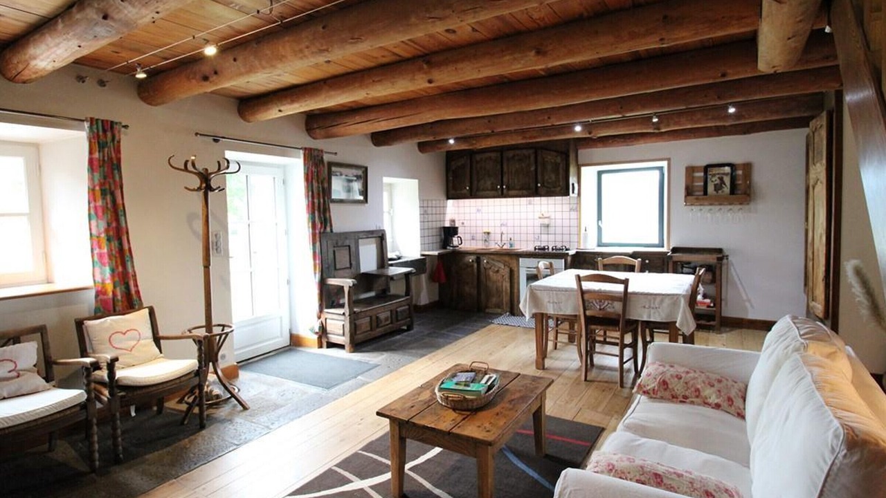 Photo of Livingroom in Albepierre-Bredons