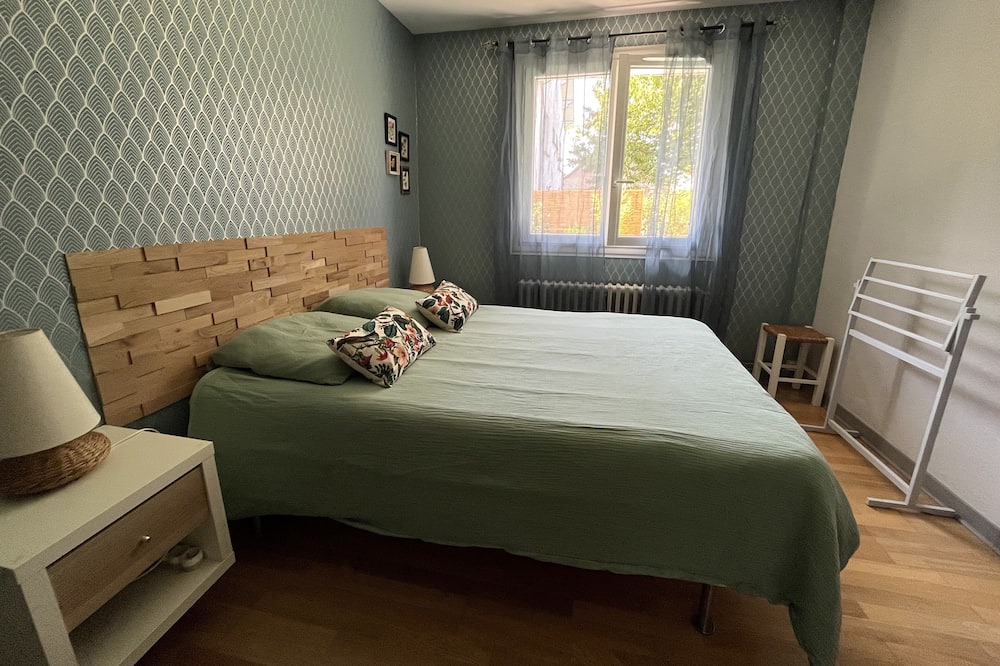 Photo of Bedroom in Rives
