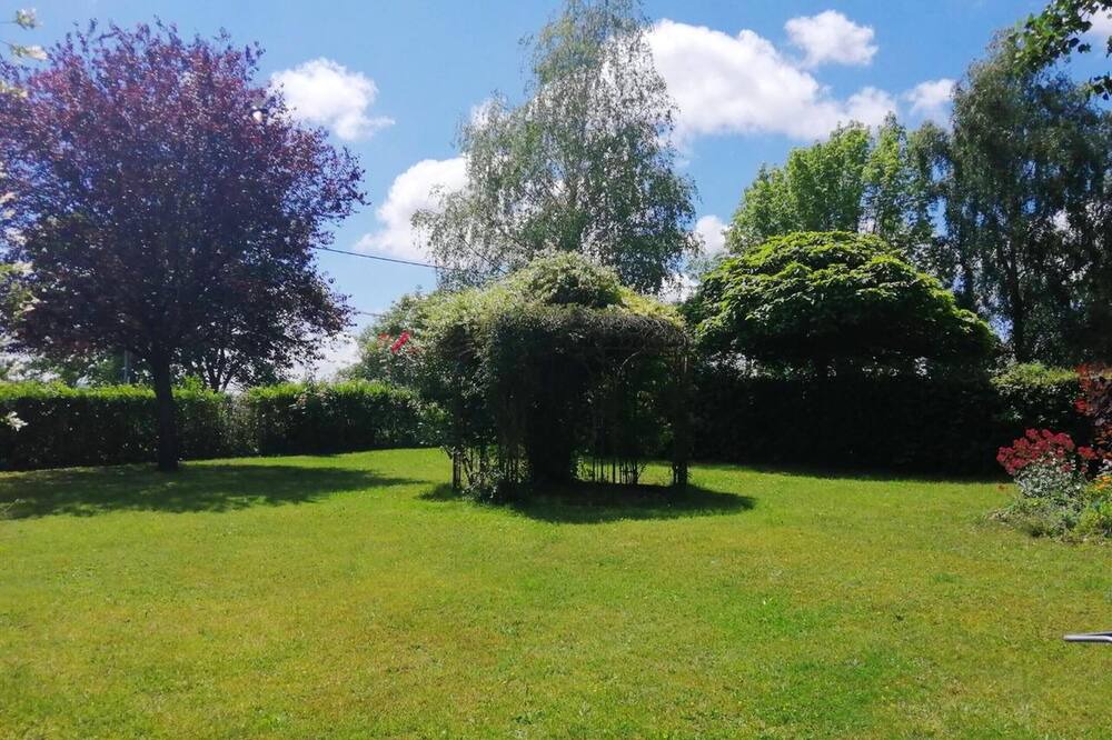 Photo of Outdoor in Avrilly