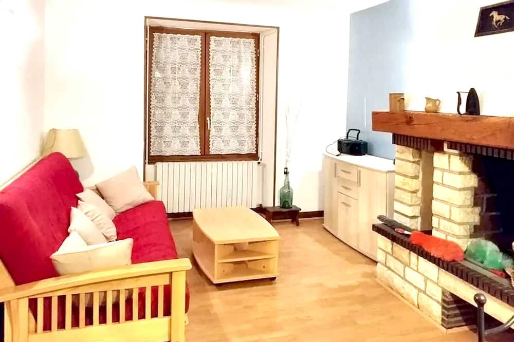 Photo of Livingroom in Pousseaux