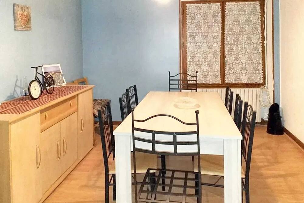 Photo of Livingroom in Pousseaux