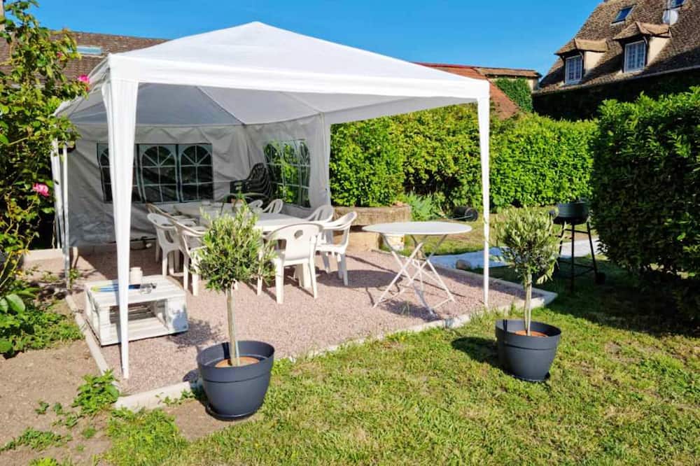Photo of Outdoor in Gigny-sur-Saone