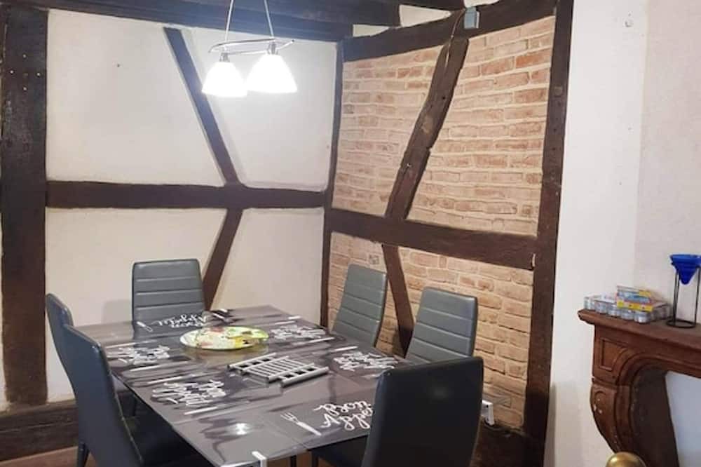 Photo of Livingroom in Gigny-sur-Saone