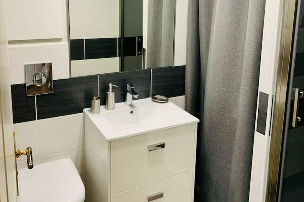Photo of Bathroom in Charolles
