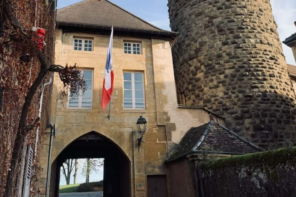 Photo of Outdoor in Charolles