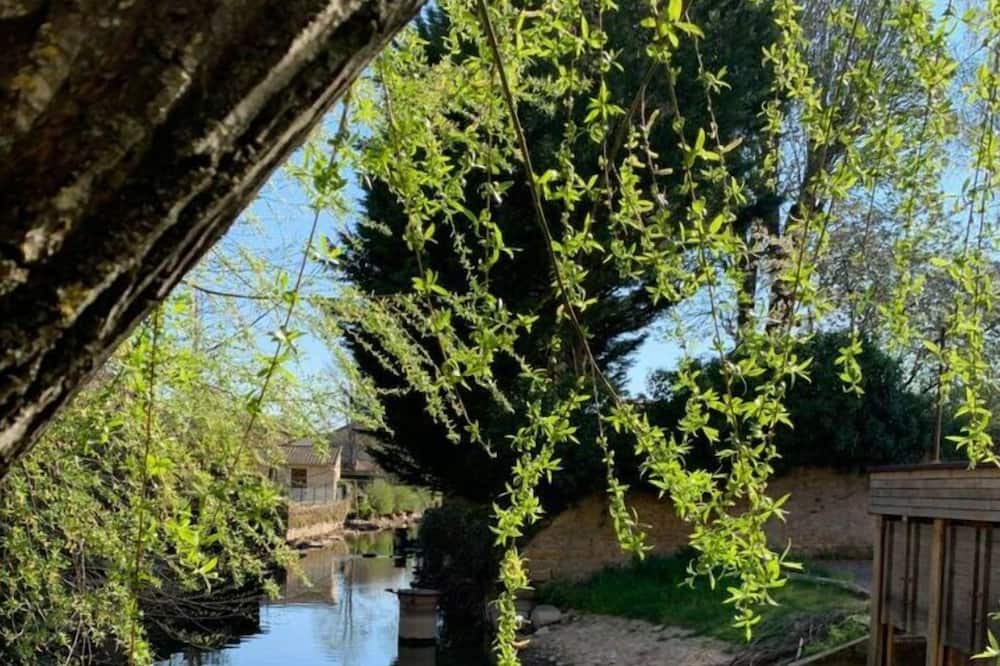Photo of Outdoor in Charolles