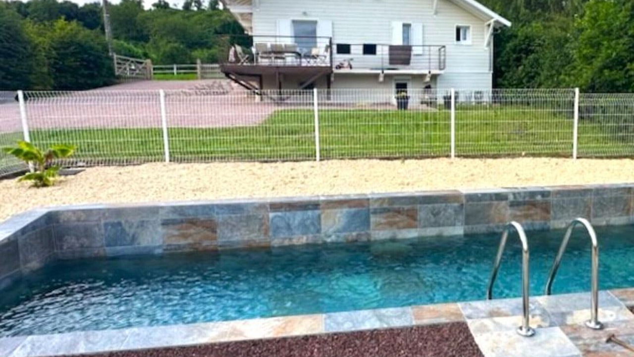 Photo of Outdoor in Abrest