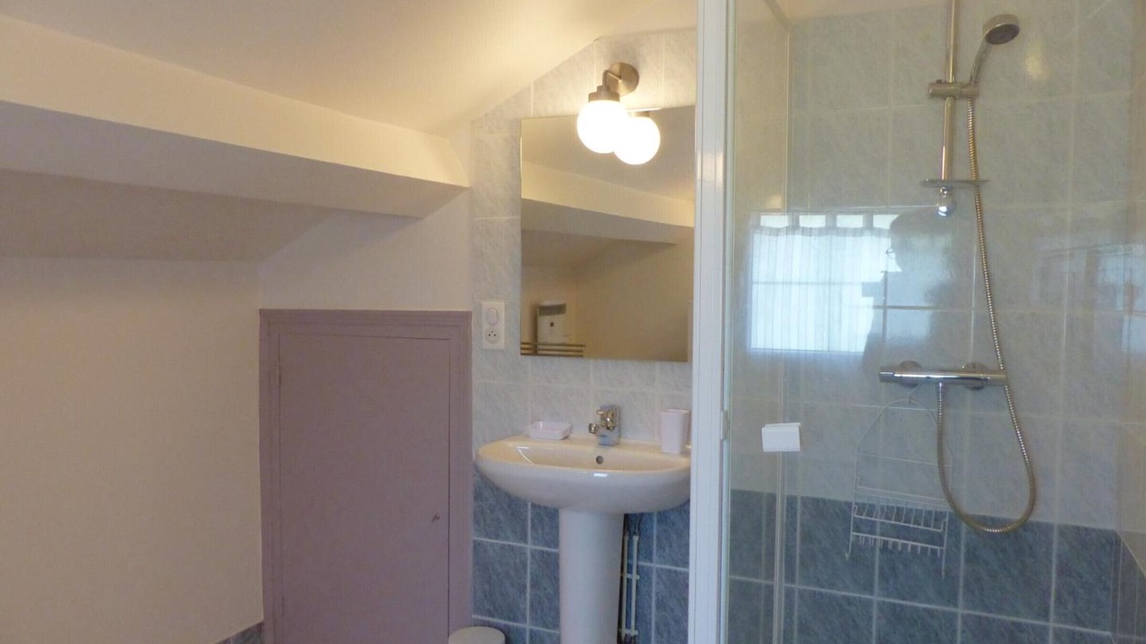 Photo of Bathroom in Abrest