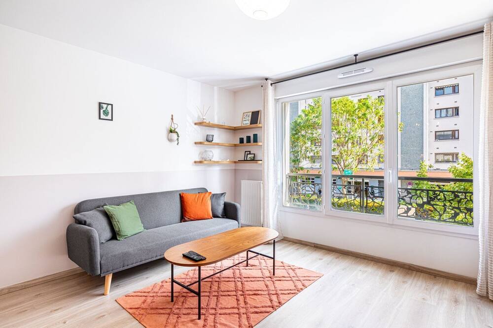 Photo of Livingroom in Chatillon