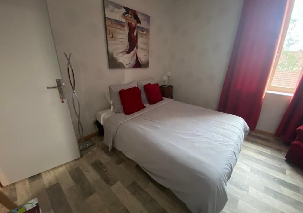 Photo of Bedroom in Gueugnon