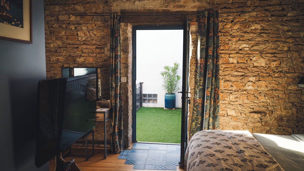 Photo of Outdoor in Fuisse