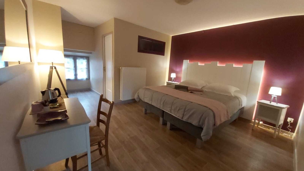 Photo of Bedroom in Aze