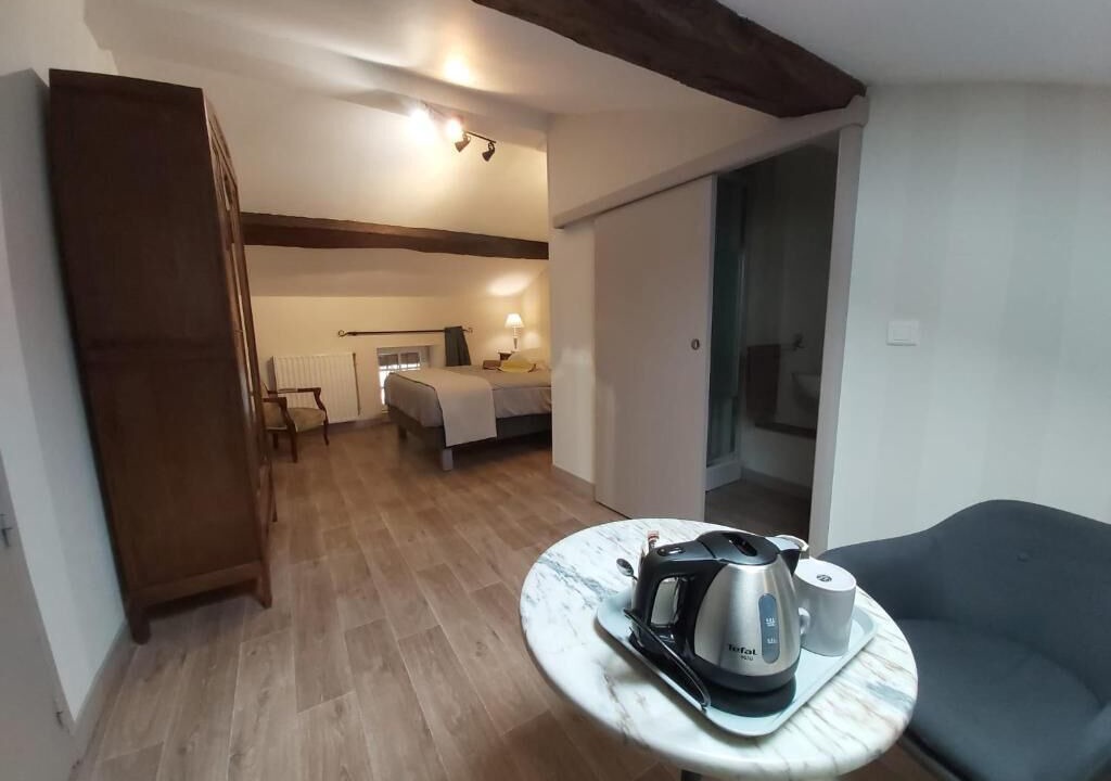 Photo of Bedroom in Aze