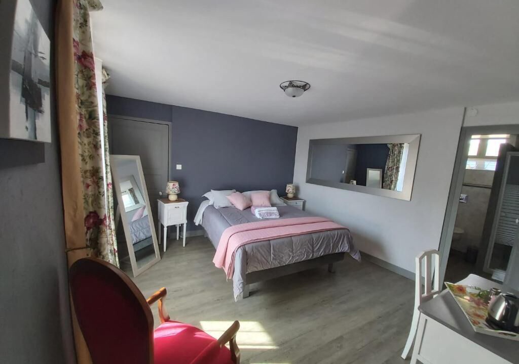Photo of Bedroom in Aze