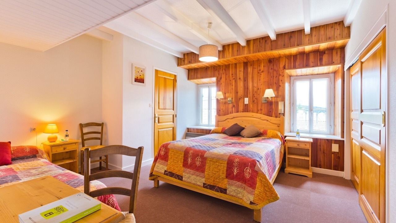 Photo of Bedroom in Saint-Romain