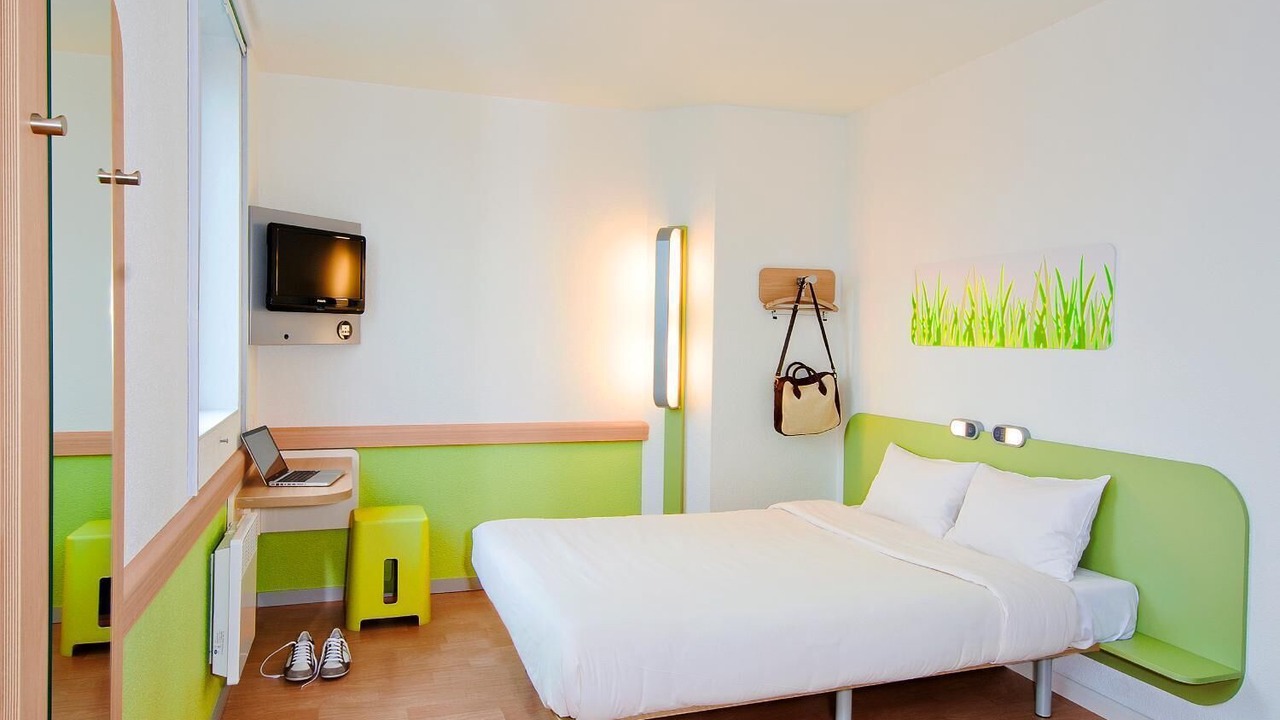 Photo of Bedroom in Ecole-Valentin