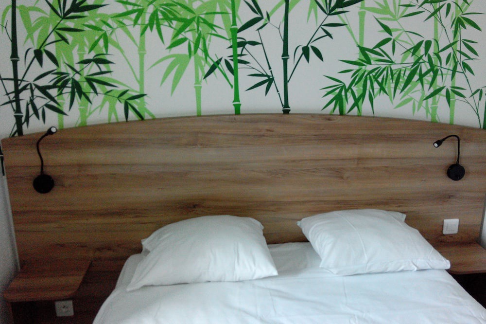 Photo of Bedroom in Fleury-Merogis