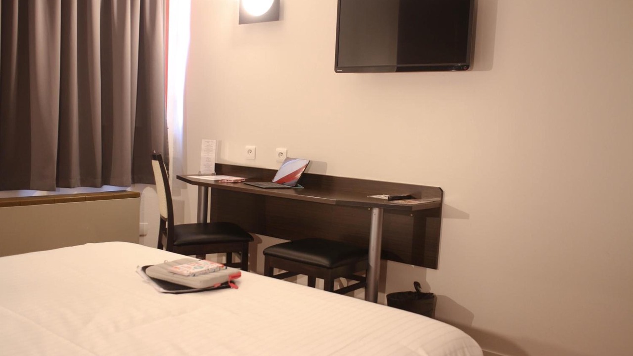 Photo of Bedroom in Athis-Mons