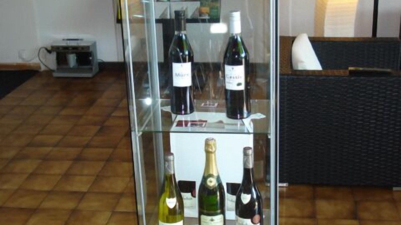 Photo of Others in Tournus