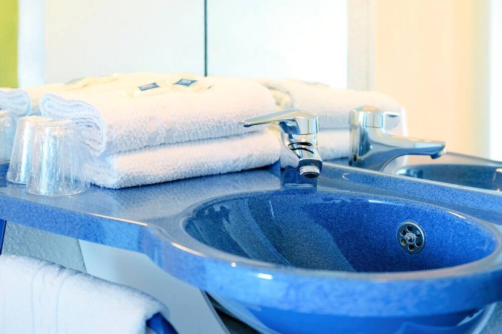 Photo of Bathroom in Saint-Francois d'Assise