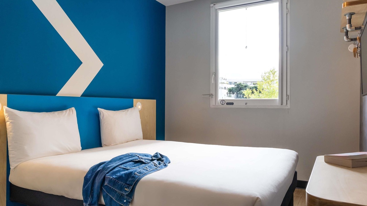 Photo of Bedroom in Chatillon