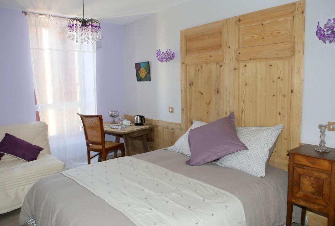 Photo of Bedroom in Saint-Laurent-de-Chamousset