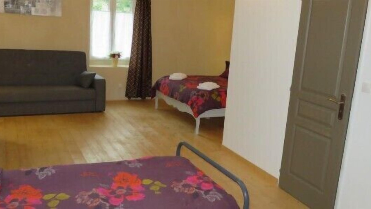 Photo of Bedroom in Villeneuve-de-Marc