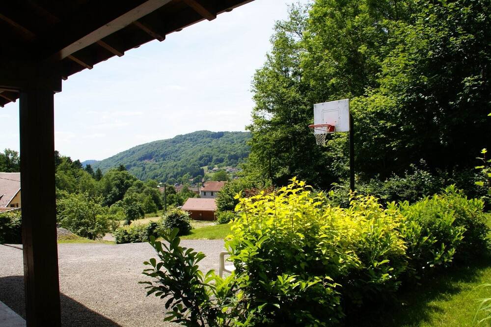 Photo of Patio Balcony in Haut-du-Them-Chateau-Lambert