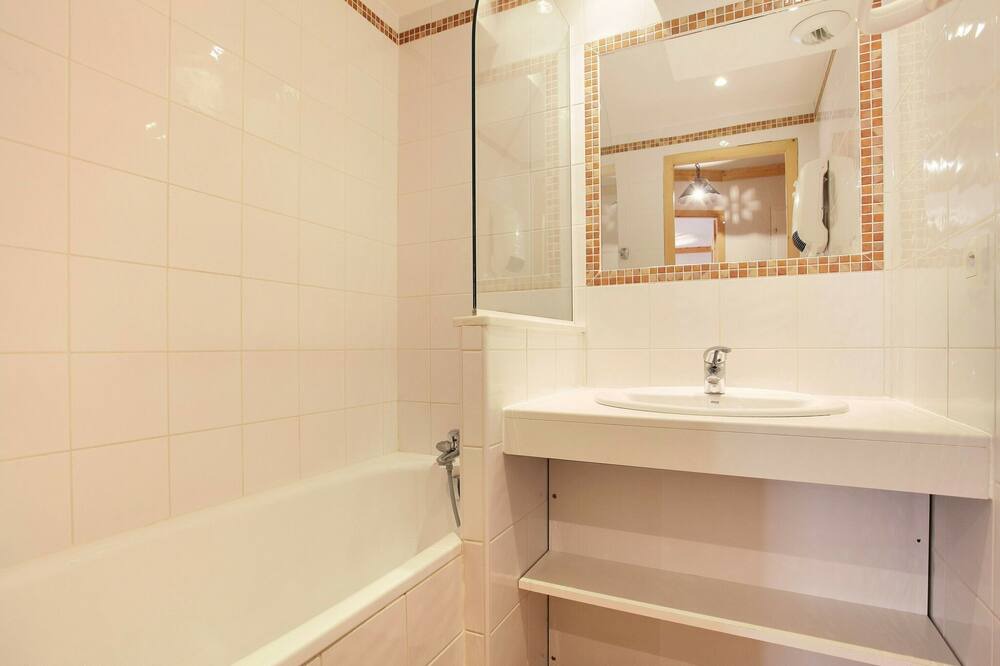 Photo of Bathroom in Notre-Dame-de-Bellecombe