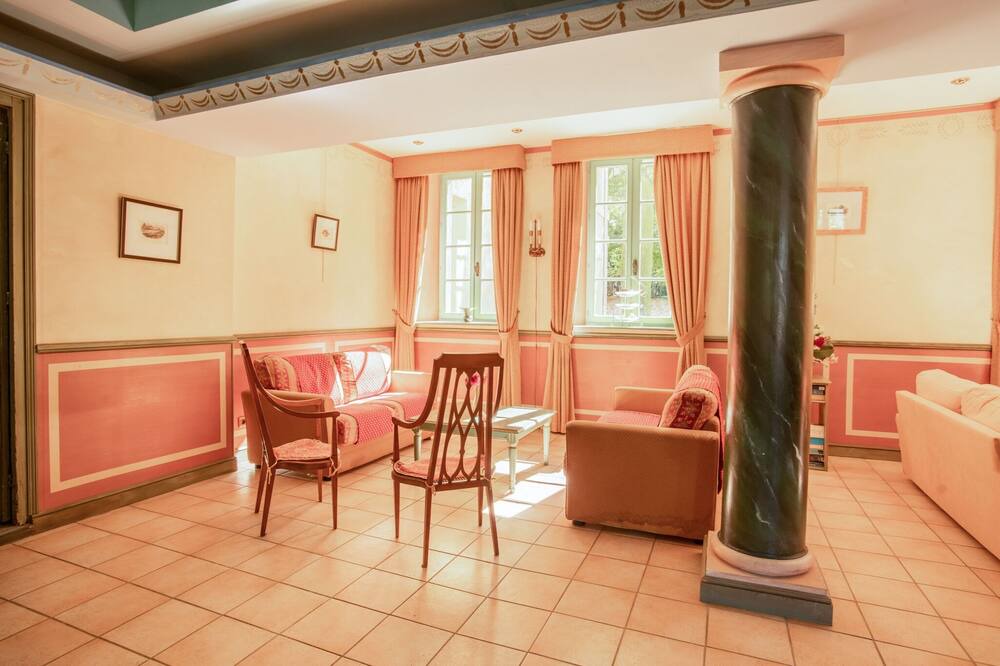 Photo of Livingroom in Montbrun-les-Bains