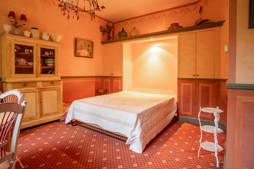 Photo of Bedroom in Montbrun-les-Bains
