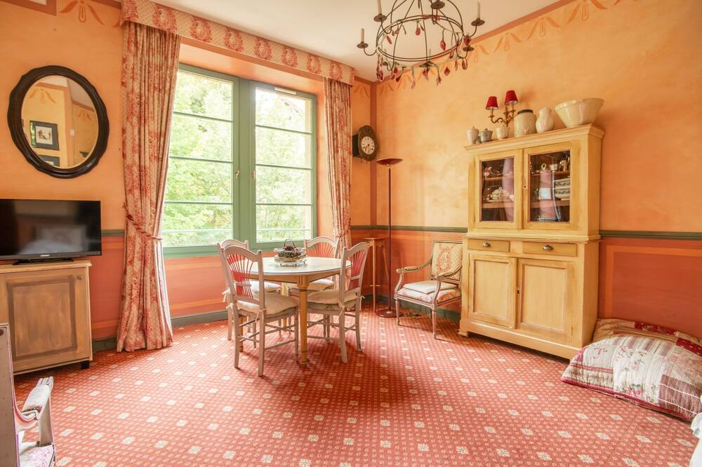 Photo of Livingroom in Montbrun-les-Bains