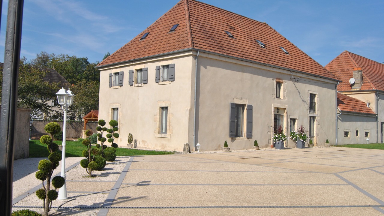 Photo of Outdoor in Beaujeu-Saint-Vallier-Pierrejux-et-Quitteur