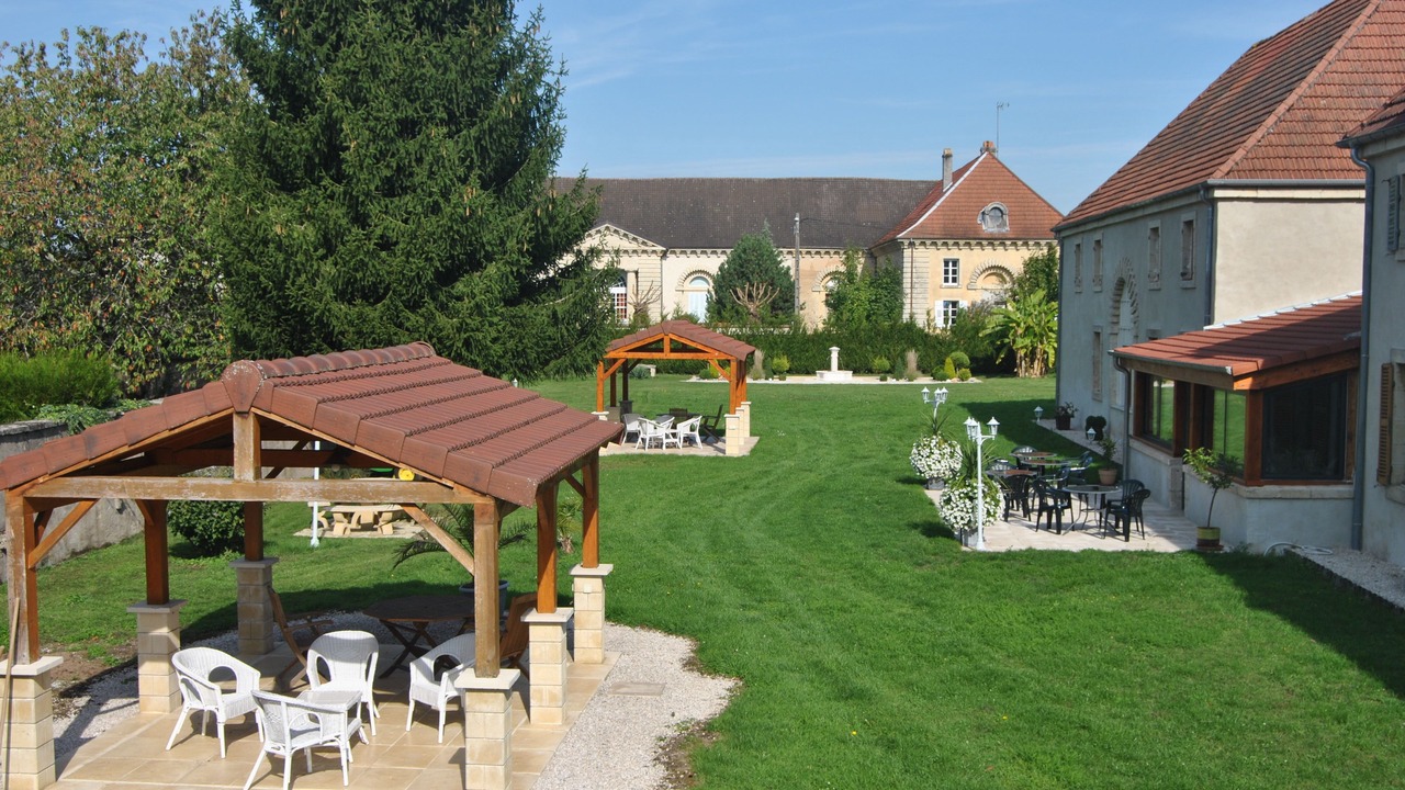 Photo of Outdoor in Beaujeu-Saint-Vallier-Pierrejux-et-Quitteur